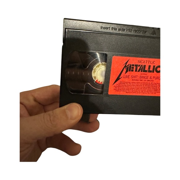 Metallica Live Shxt Binge and Purge VHS Set:  Like NEW! 90’s Concert Film - Picture 12 of 12
